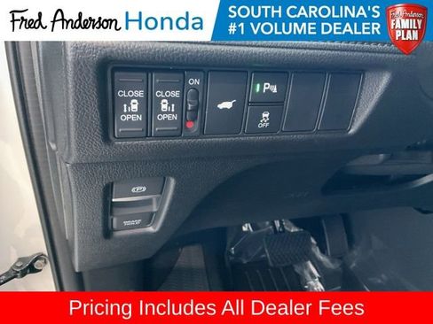 New 2026 Honda Odyssey Touring image 9