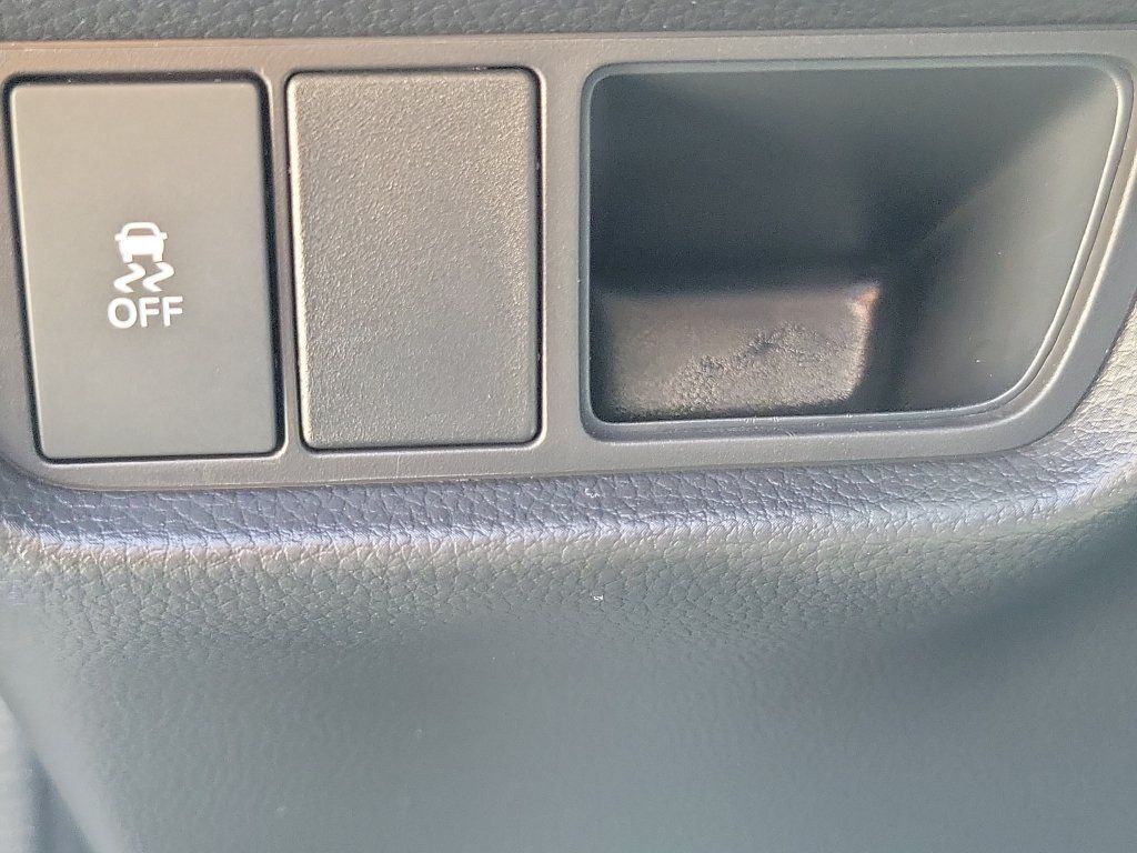 Certified 2026 Honda HR-V EX-L image 19