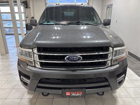 Used 2017 Ford Expedition EL XLT w/ Equipment Group 202A AWD/4WD image 6