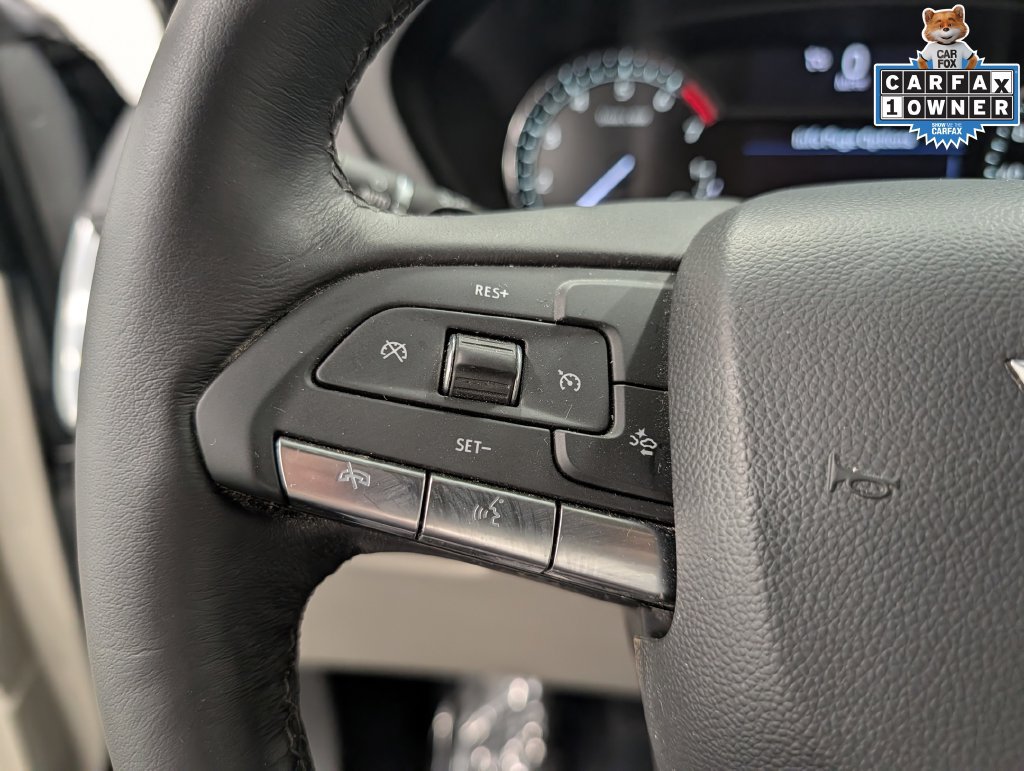 Used 2023 Cadillac XT4 Luxury AWD/4WD image 17