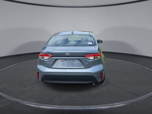 Used 2025 Toyota Corolla LE FWD image 7