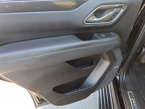 Used 2023 GMC Yukon AT4 w/ AT4 Premium Package image 14