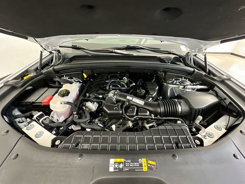 Used 2023 Jeep Grand Cherokee Limited image 36