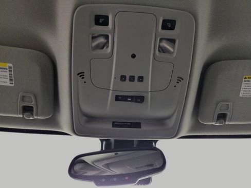 Used 2016 Chevrolet Malibu LT w/ Power Convenience Package image 10