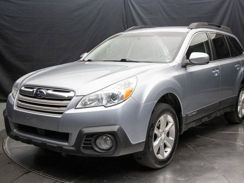 Used 2014 Subaru Outback 2.5i Premium image 6