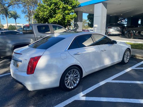 Used 2018 Cadillac CTS Luxury image 11
