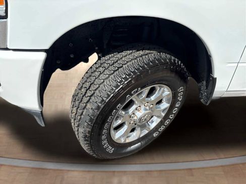 Used 2024 RAM 2500 Laramie image 33