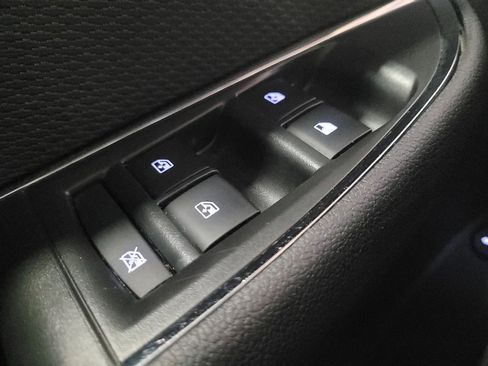 Used 2018 Chevrolet Cruze LS image 27