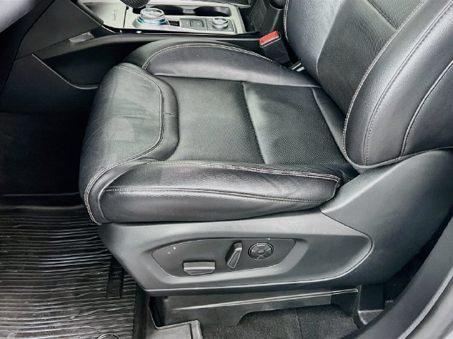 Used 2021 Ford Explorer ST w/ Equipment Group 401A AWD/4WD image 19