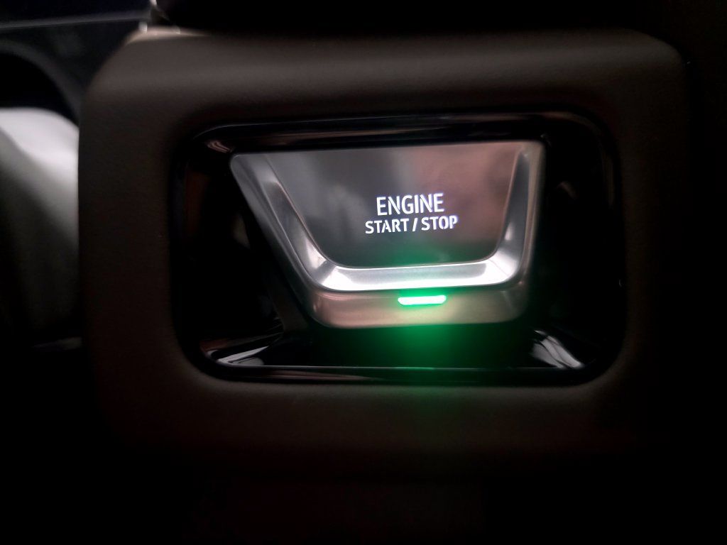 Used 2026 GMC Yukon Denali Ultimate AWD/4WD image 40