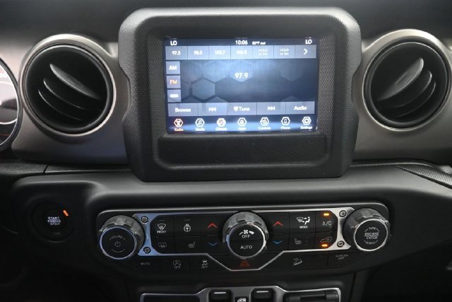 Used 2020 Jeep Wrangler Unlimited Sport AWD/4WD image 11