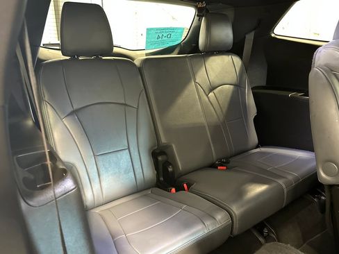 Used 2023 Buick Enclave Essence w/ Experience Buick Package AWD/4WD image 34