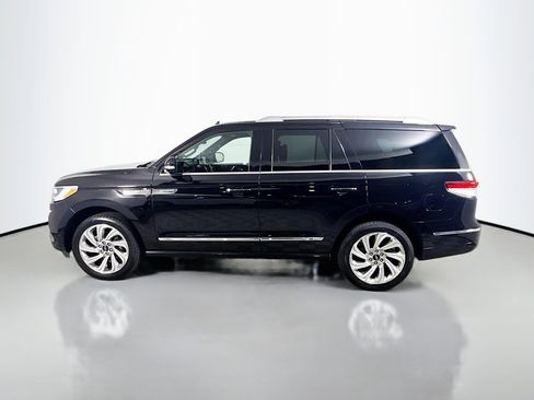 Used 2024 Lincoln Navigator Reserve image 6