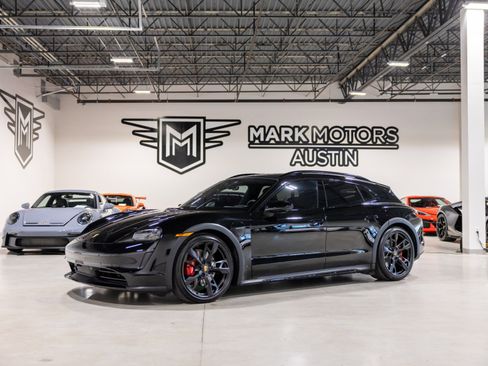 Used 2024 Porsche Taycan 4S image 1