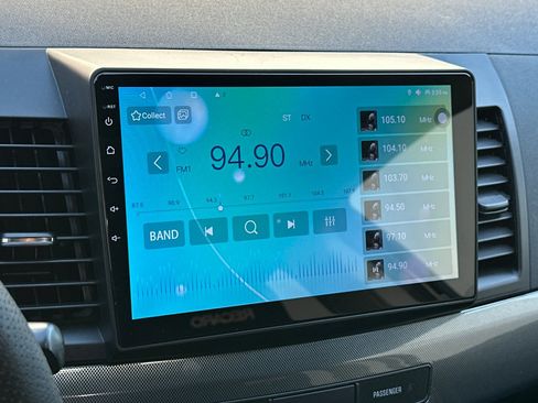 Used 2011 Mitsubishi Lancer Evolution GSR image 25