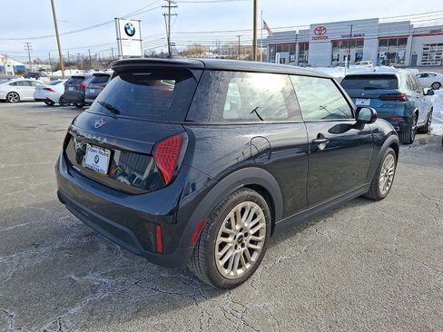Used 2025 MINI Cooper S FWD image 6