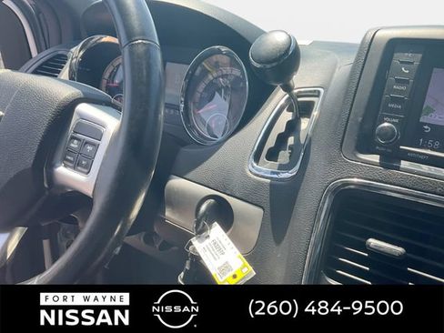 Used 2019 Dodge Grand Caravan GT FWD image 25