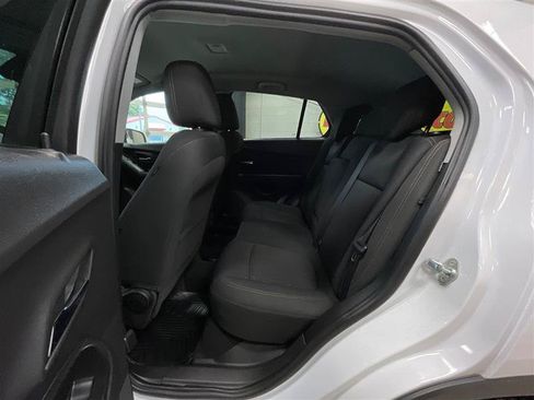 Used 2020 Chevrolet Trax LT AWD/4WD image 21