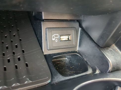 Used 2020 Mercedes-Benz E 350 Sedan image 10