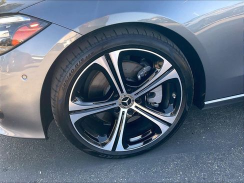 Used 2022 Mercedes-Benz C 300 Sedan image 11