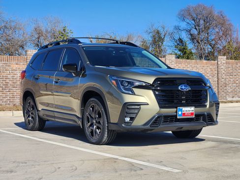 Used 2024 Subaru Ascent Onyx Edition Limited image 4