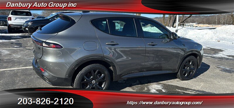 Used 2024 Dodge Hornet R/T w/ Tech Pack w/o Parking AWD/4WD image 6