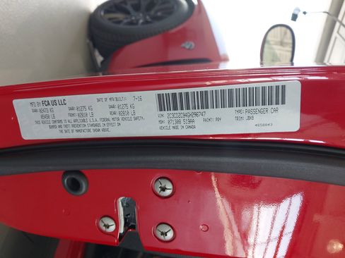 Used 2016 Dodge Challenger SRT Hellcat image 34