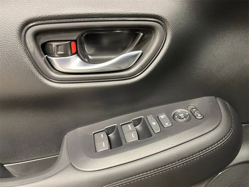 New 2026 Honda HR-V LX image 12