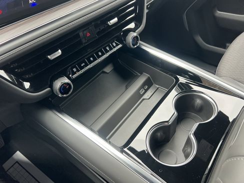 New 2026 Chevrolet Tahoe LS image 28