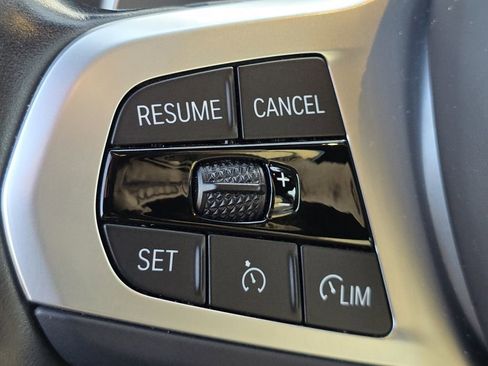 Used 2022 BMW X5 xDrive40i w/ M Sport Package image 34