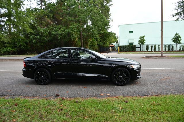 Used 2024 Volvo S60 B5 Plus w/ Climate Package AWD/4WD image 2