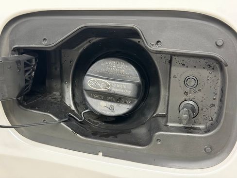 Used 2024 Lexus RX 350 AWD image 38