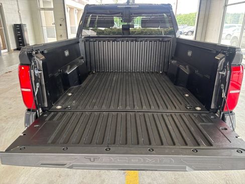Used 2024 Toyota Tacoma TRD Off-Road AWD/4WD image 25