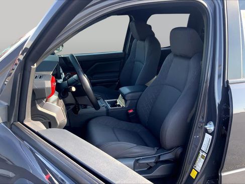 Used 2025 Toyota Tacoma SR5 RWD image 8