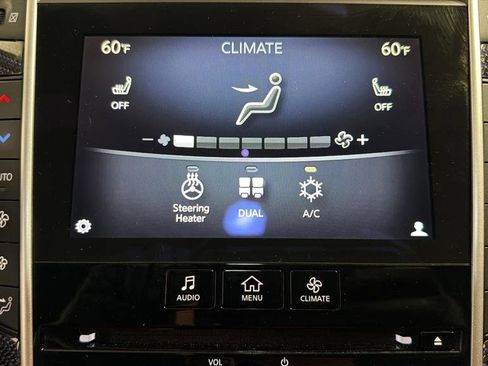 Used 2017 INFINITI Q60 Red Sport 400 image 28