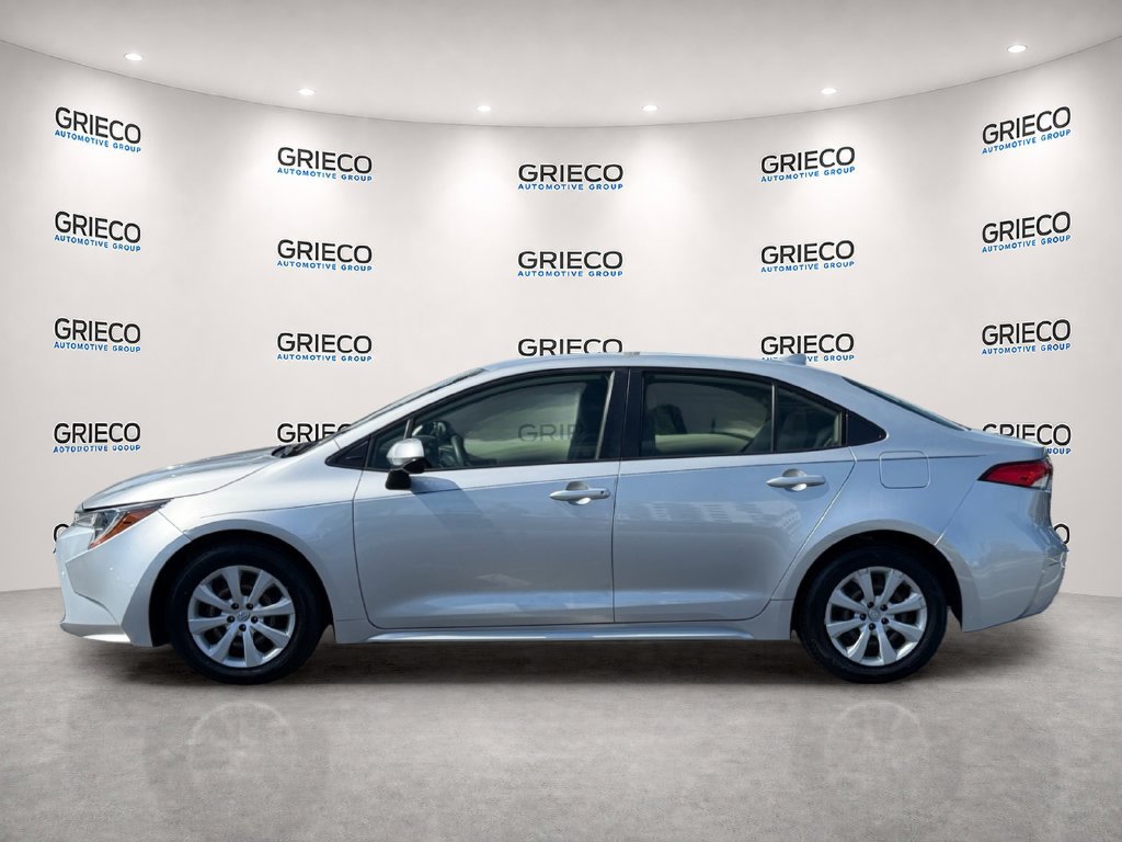 Used 2022 Toyota Corolla LE FWD image 4