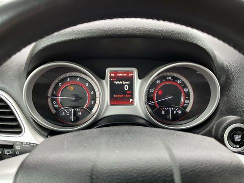 Used 2018 Dodge Journey SXT w/ Premium Group image 12