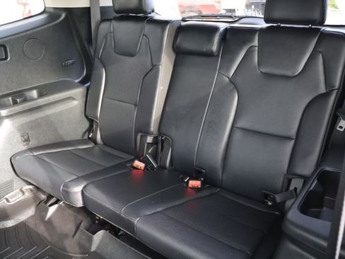 Used 2022 Kia Telluride EX w/ EX Premium Package image 11