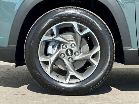 New 2026 Chevrolet Trax LT FWD image 25