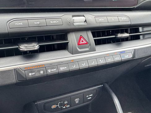 Used 2025 Kia K4 FWD image 26