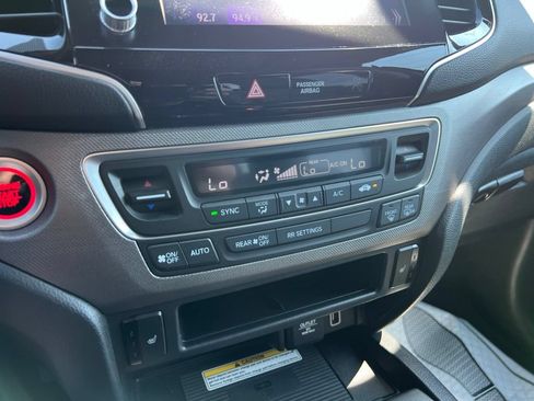 Used 2022 Honda Ridgeline RTL-E image 10