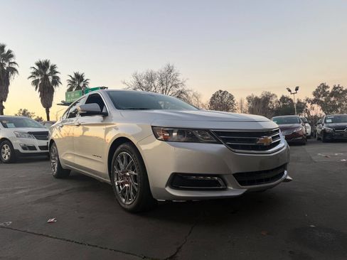 Used 2020 Chevrolet Impala LT image 3