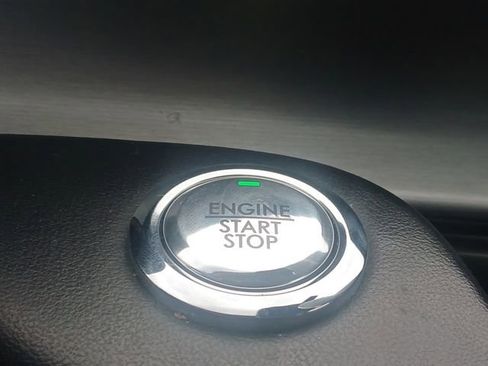 Used 2022 Lincoln Aviator AWD w/ Premium Package image 18