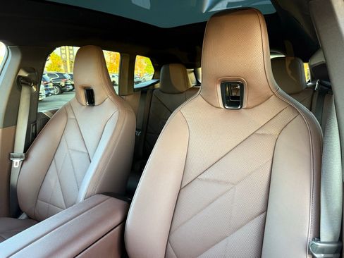 Used 2026 BMW iX xDrive60 image 23