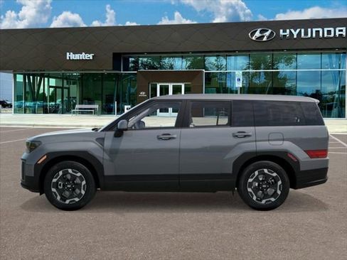 New 2026 Hyundai Santa Fe SE image 3