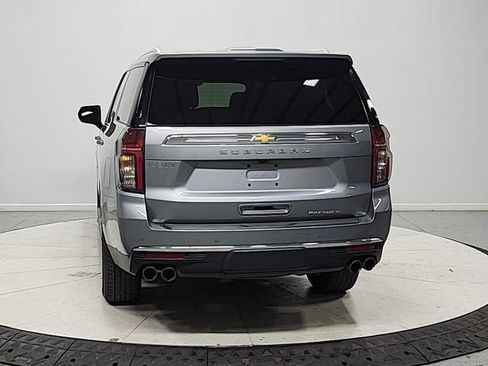 Used 2023 Chevrolet Suburban Premier AWD/4WD image 7