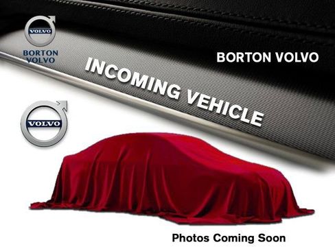 Certified 2025 Volvo XC40 B5 Core image 35