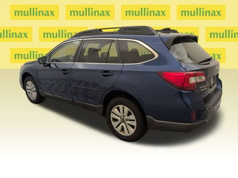 Used 2016 Subaru Outback 2.5i Premium image 10