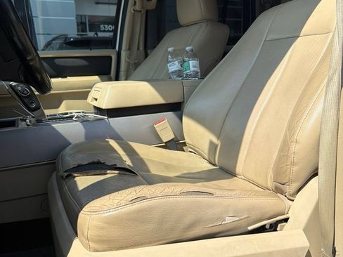 Used 2017 Ford Expedition EL Limited w/ Equipment Group 301A AWD/4WD image 13
