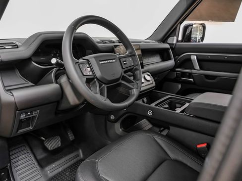 Used 2024 Land Rover Defender 130 Outbound image 3